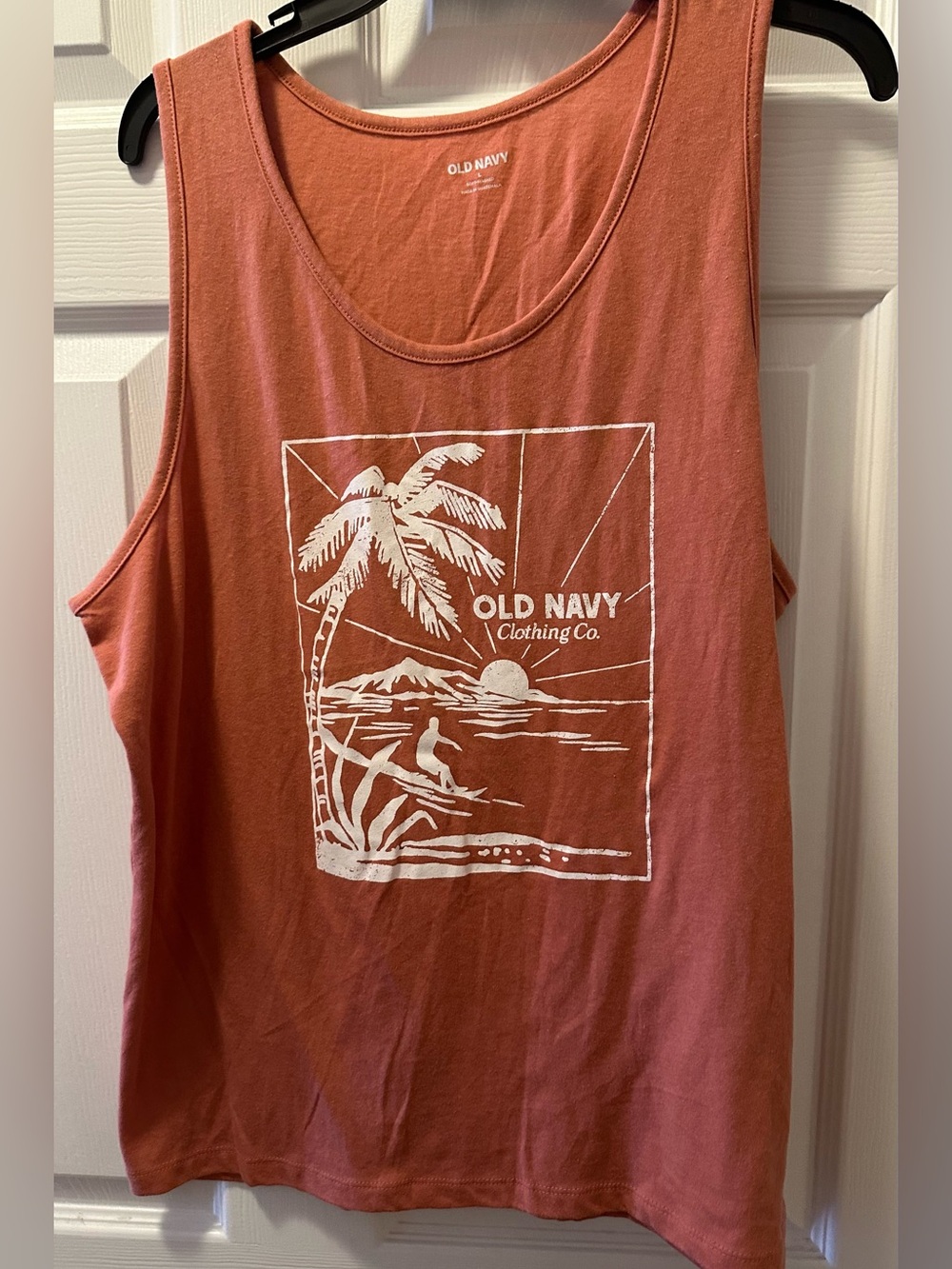 Old Navy Rust Graphic Men’s Tank Top
